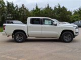 New 2025 Nissan Frontier SV image 4
