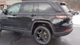 New 2025 Jeep Grand Cherokee Limited w/ Luxury Tech Group II image 2