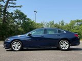 Used 2018 Chevrolet Malibu LT image 2