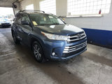 Used 2017 Toyota Highlander XLE image 5