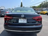Used 2018 Volkswagen Passat 2.0T SE image 4