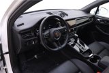 Used 2024 Porsche Macan image 4