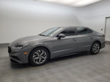 Used 2022 Hyundai Sonata SEL w/ Cargo Package image 2