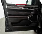 Used 2024 Jeep Wagoneer L Series II image 5