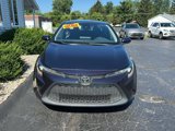 Used 2022 Toyota Corolla LE image 3