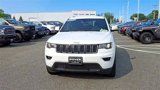Certified 2022 Jeep Grand Cherokee Laredo E image 3