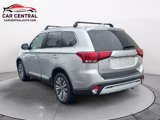 Used 2020 Mitsubishi Outlander SEL image 3