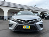 Used 2020 Toyota Camry SE image 2