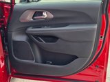 New 2026 Chrysler Pacifica Select image 4