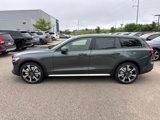 New 2026 Volvo V60 B5 Cross Country Ultra w/ Climate Package image 2