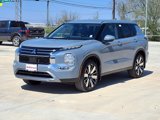 New 2025 Mitsubishi Outlander SE image 2