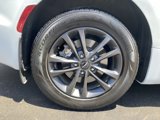 Certified 2020 Chrysler Pacifica Touring-L w/ Advanced Safetytec Group image 5