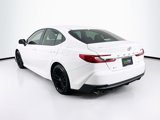 Used 2025 Toyota Camry SE image 5