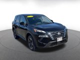 Used 2024 Nissan Rogue SV image 3