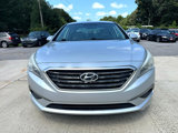 Used 2015 Hyundai Sonata SE image 3
