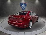 Used 2018 Volkswagen Passat 2.0T SEL Premium image 5
