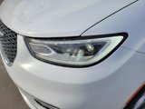 New 2025 Chrysler Pacifica Select image 4