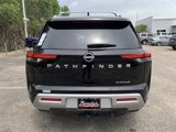 New 2025 Nissan Pathfinder Platinum image 4