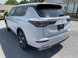 New 2025 Mitsubishi Outlander SE image 4