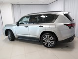 Used 2023 Lexus LX 600 4WD w/ Luxury Package image 4