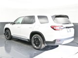 New 2025 Honda Pilot EX-L image 3