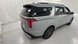 New 2025 Kia Carnival EX image 3