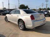 Used 2020 Chrysler 300 Limited image 3
