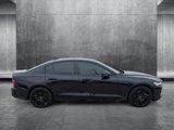 Used 2023 Volvo S60 B5 Plus image 4