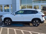 New 2025 Volkswagen Taos SE image 2