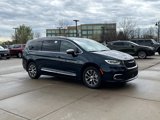 New 2025 Chrysler Pacifica Pinnacle image 3