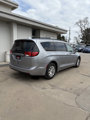 Used 2017 Chrysler Pacifica Touring-L image 3
