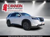 New 2025 Nissan Pathfinder SL w/ SL Premium Package image 3