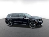 Used 2024 Kia Sorento S image 2
