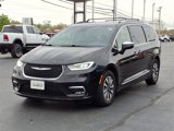 Used 2021 Chrysler Pacifica Limited w/ Premium & Safety Sphere Group image 5