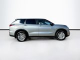 New 2025 Mitsubishi Outlander ES image 4