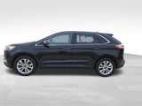 Used 2024 Ford Edge Titanium image 3