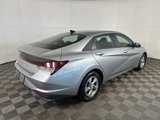 Certified 2022 Hyundai Elantra SE image 3