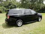 Used 2023 Chevrolet Suburban LT image 3