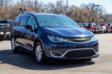 Used 2018 Chrysler Pacifica Touring-L w/ Premium Audio Group image 2
