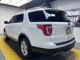 Used 2019 Ford Explorer XLT image 5