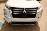 New 2025 Mitsubishi Outlander SEL image 2