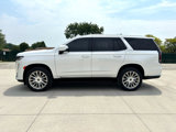 Used 2021 Cadillac Escalade Premium Luxury image 2