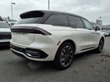 New 2025 Lincoln Nautilus Reserve image 3
