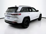 Used 2023 Jeep Grand Cherokee Altitude image 5
