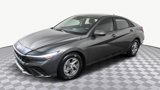 Used 2024 Hyundai Elantra SE image 4