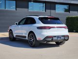 Certified 2024 Porsche Macan image 3