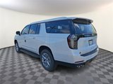 New 2025 Chevrolet Suburban Premier image 3