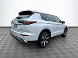 New 2025 Mitsubishi Outlander SE image 5