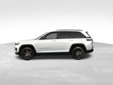 New 2025 Jeep Grand Cherokee Altitude image 3