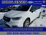 Used 2023 Chrysler Pacifica Limited image 1